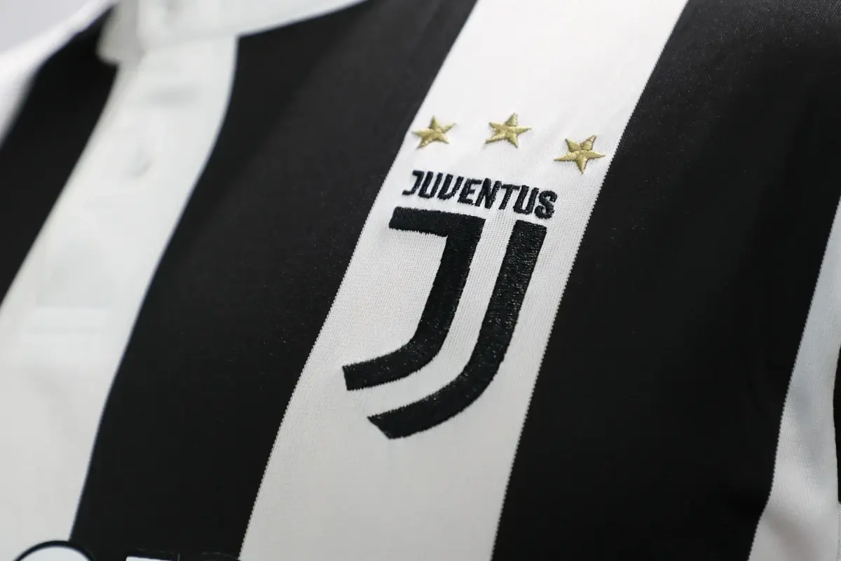 juventus-ponownie-zainteresowany-joshua-zirkzee-manchester-united-gotowy-sprzedac-napastnika-latem