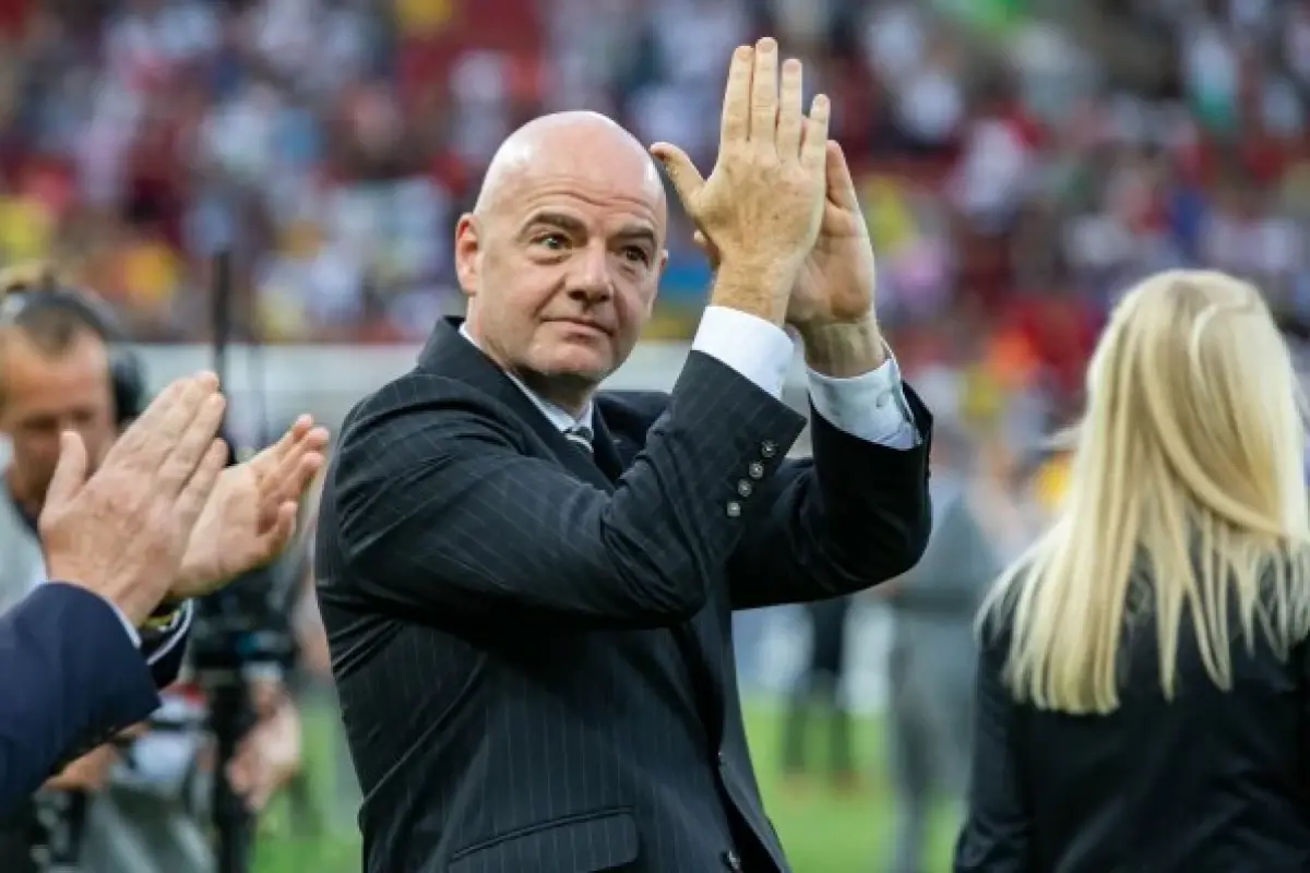 gianni-infantino-nie-zamierza-rezygnowac-prezydent-fifa-przemowil-po-kontrowersyjnej-wizycie