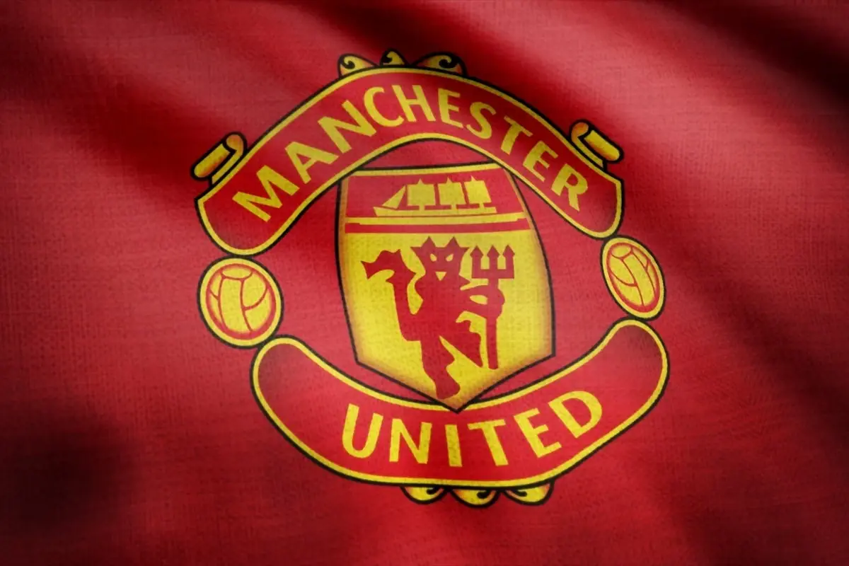 manchester-united-nie-planuje-sprzedazy-kobbiego-mainoo-w-styczniu-mozliwe-wypozyczenie